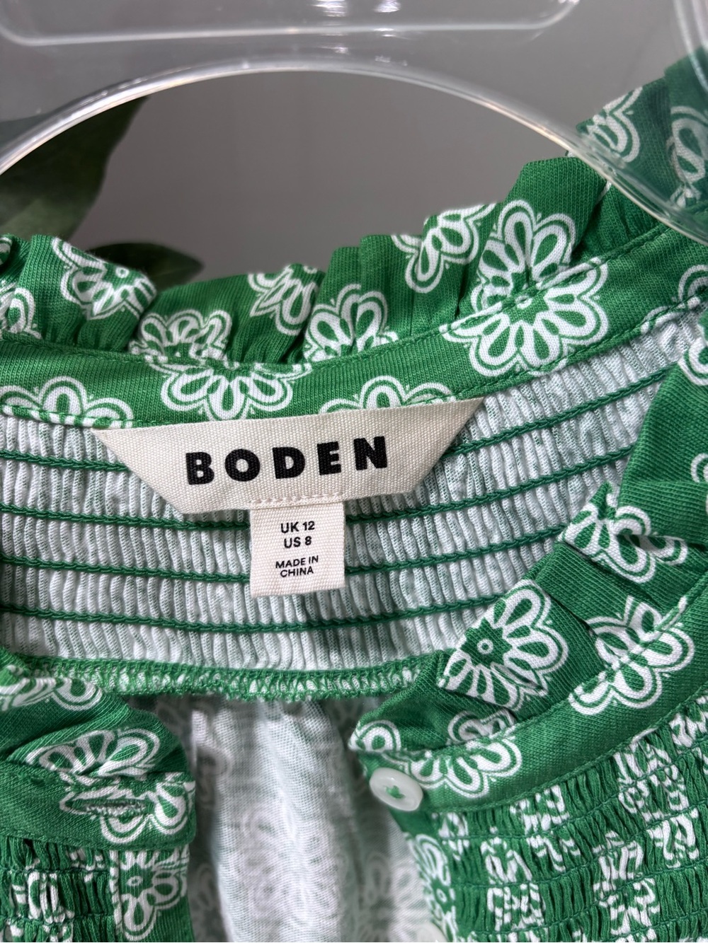 Boden Fay Smocked Shirt 8 Green - Picture 7 of 10